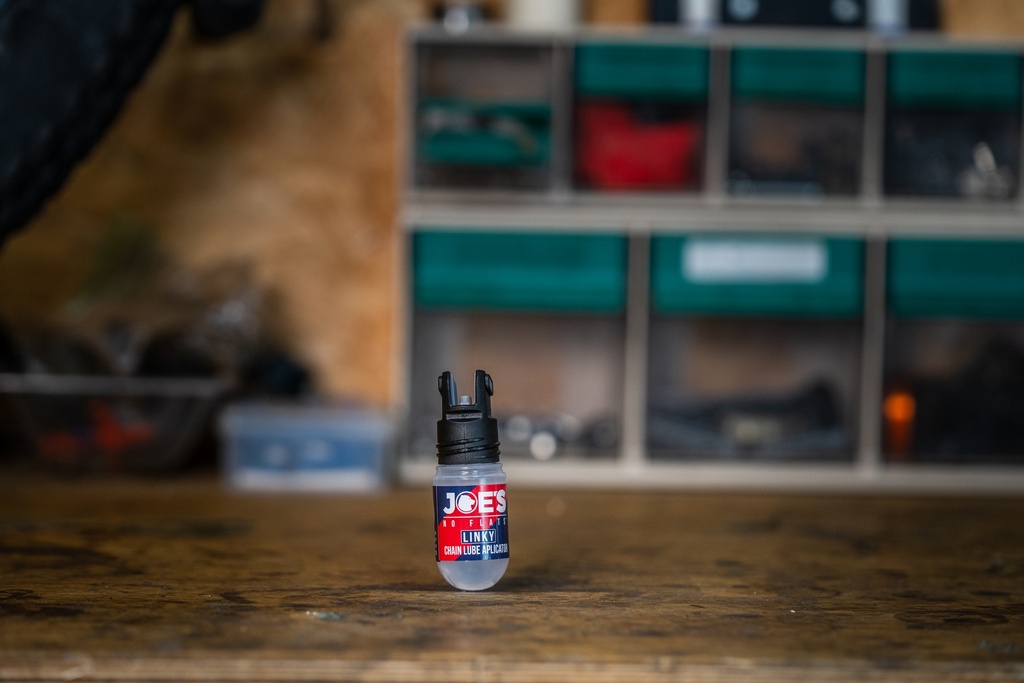 Joe's No-Flats No-Flats Ceramic Chain Wax Dry ajándék 15 ml-es aplikátorral [125 ml]