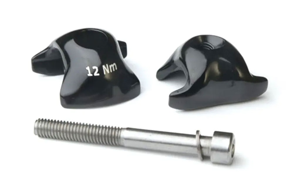 Nyeregbilincs RITCHEY WCS 1 csavar 7x7 mm Carbonhoz