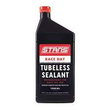 [#BS-ST0158] Tubeless és defektmentesítő folyadék Notubes 1000ml RACE DAY ÚJDONSÁG!